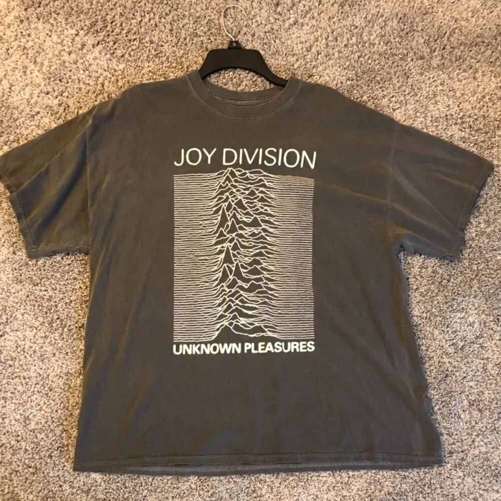 Urban Outfitters Women's Grey T-shirt